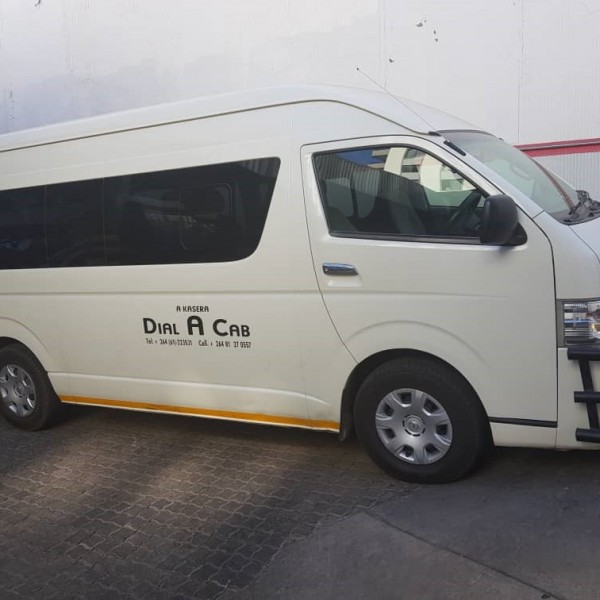 TOYOTA QUANTUM